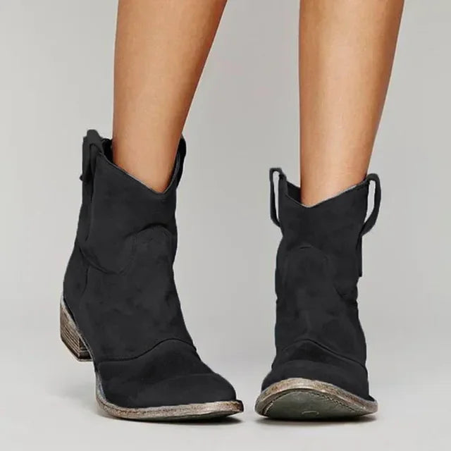 Camilla - Stylish Cowboy Boots