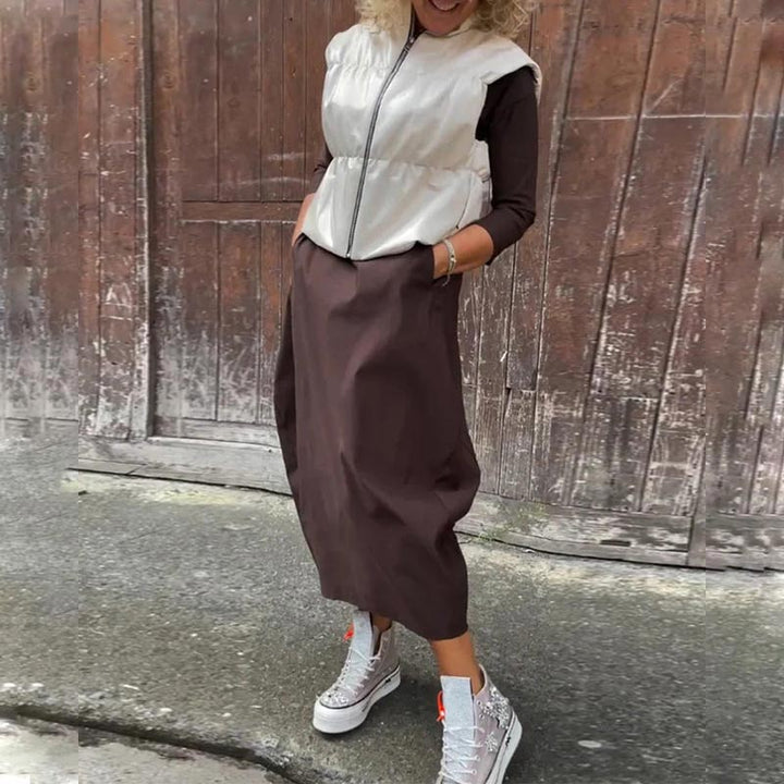 Elizabeth - Timeless Dress with Practical Sophistication